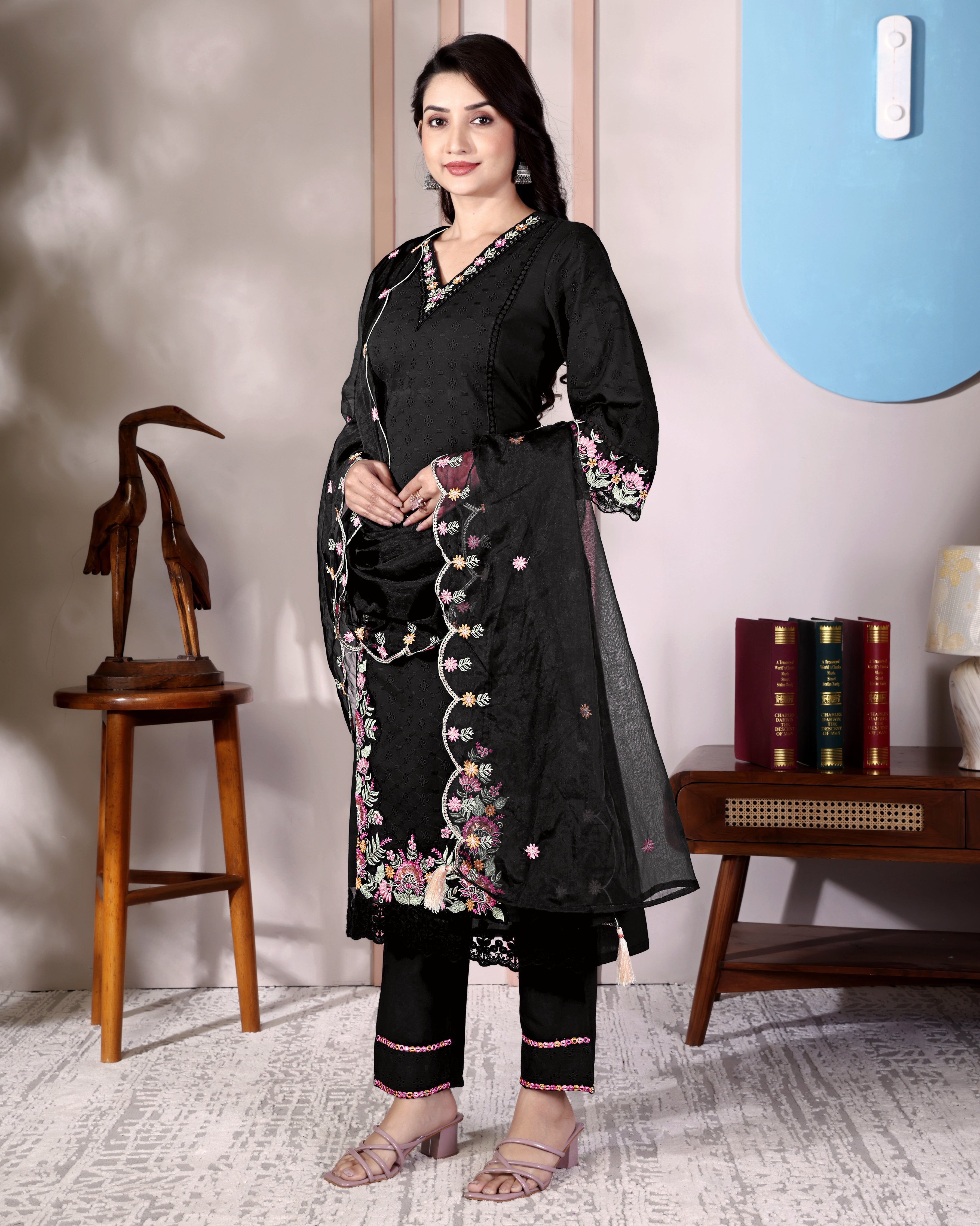 Midnight Bloom – Black Embroidered Suit